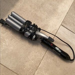 Revlon Triple Barrell - Beachwaver/Crimper🎀